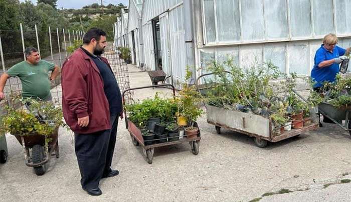 Σε διαρκή παραγωγή και παράδοση φυτών βρίσκεται το Περιφερειακό Φυτώριο.