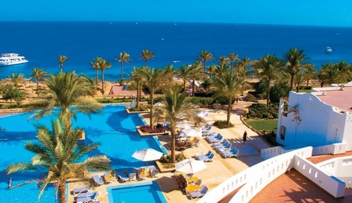 Δεν υπάρχουν κίνητρα για τους τουρίστες για να βγουν από τα ξενοδοχεία στην αγορά
