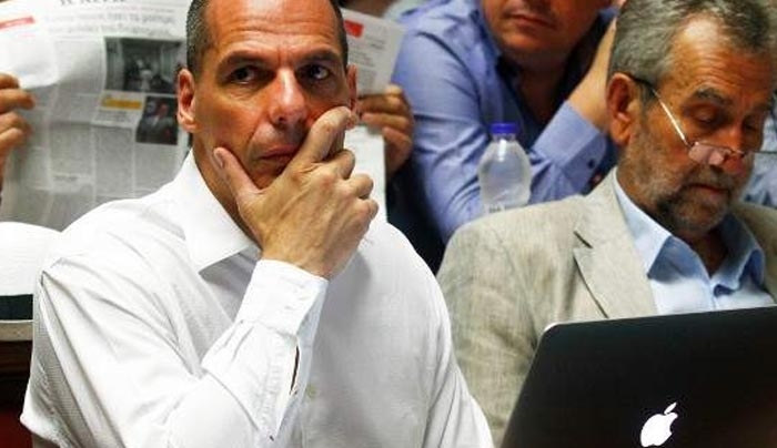 Βαρουφάκης: «Θα μείνω στην Ελλάδα και θα παραμείνω πολιτικά ενεργός»