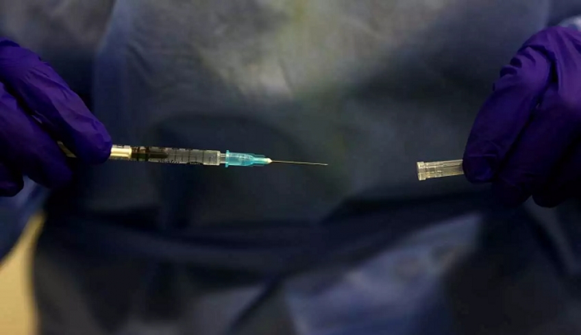 Υποχρεωτικός εμβολιασμός: Στα χέρια του Βασίλη Κικίλια η επέκταση και σε άλλους κλάδους – Όλα όσα προβλέπει η τροπολογία