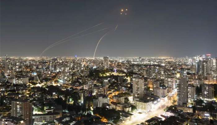Στρατηγικά χτυπήματα του ισραηλινού στρατού στη Γάζα - Επέκταση των χερσαίων επιχειρήσεων
