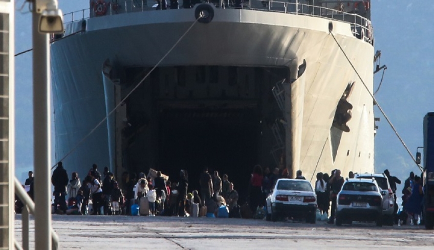 Ολοκληρώθηκε η μετακίνηση 795 αιτούντων άσυλο από την Λέσβο
