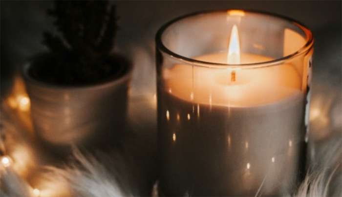 Γιατί δεν πρέπει να ανάβεις αρωματικά κεριά στον χώρο σου