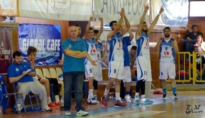 Συνεχίζει με Τζομάκα η Α.Ε Δικαίου