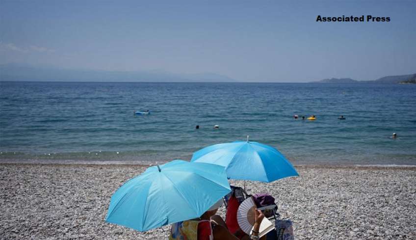 Αναστάτωση σε παραλία της Χαλκιδικής με παιδί που χάθηκε: «Ο παππούς του κοιμόταν στην ξαπλώστρα»