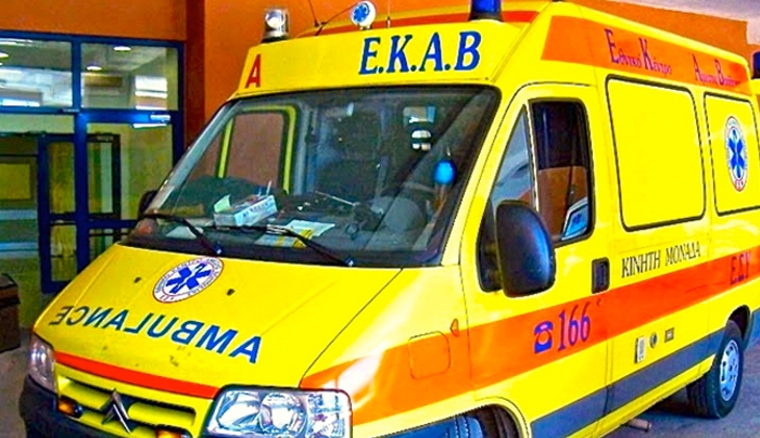 Δύο νεκροί στη Σάμο από έλλειψη ασθενοφόρων του ΕΚΑΒ