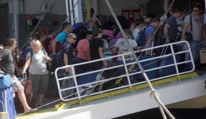 Θετική ανάπτυξη του ελληνικού τουρισμού το 2018 - Χρονιά ρεκόρ σε όλα τα τουριστικά μεγέθη
