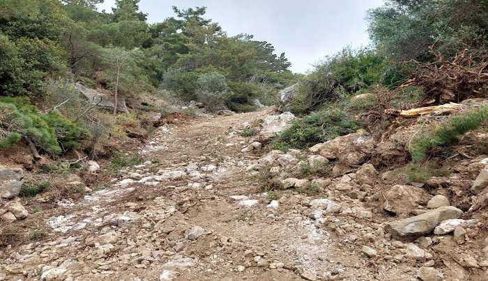 Σε εξέλιξη ο καθαρισμός ρεμάτων στην Κάρπαθο από την Περιφέρεια Νοτίου Αιγαίου