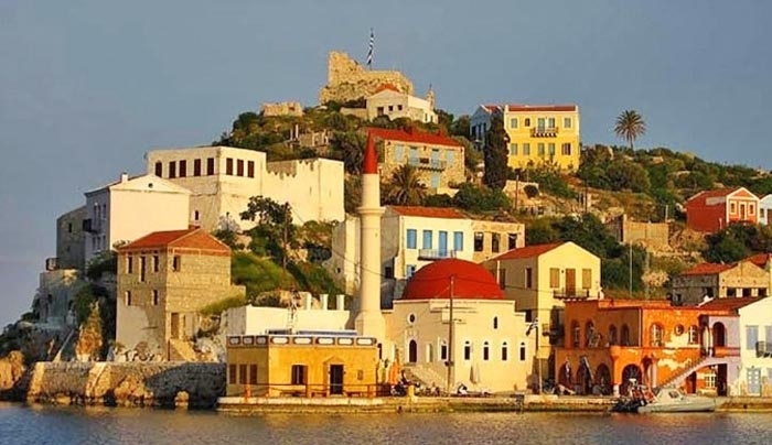 Παρουσίαση του ιστορικού ντοκιμαντέρ “Στην άκρη του Αιγαίου – Καστελλόριζο” (βίντεο)