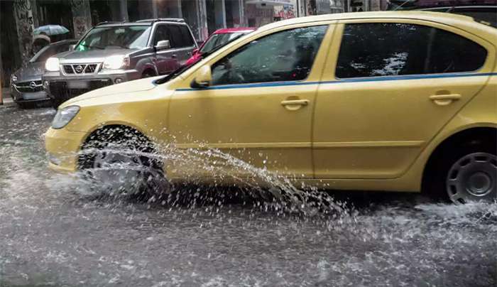 Καιρός σήμερα: Καταιγίδες σε πολλές περιοχές της χώρας – Έως 37 βαθμούς η θερμοκρασία, έως 5 μποφόρ οι άνεμοι