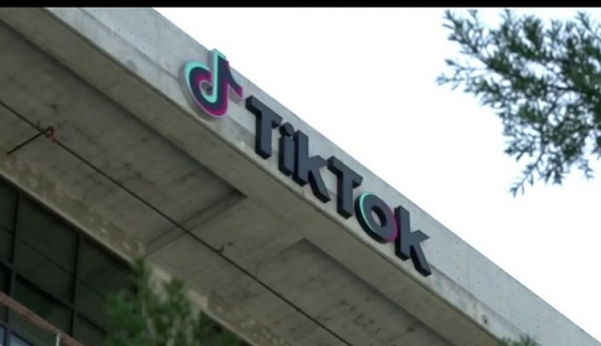 Η Microsoft θα επιμείνει στην εξαγορά του TikTok παρά την απαγόρευση Τραμπ