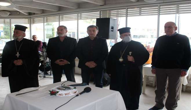 Τιμητικές βραβεύσεις στην πίτα του Εσπέρου στο «κατάμεστο», «Όνειρο» στο Τιγκάκι