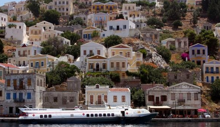 Χωρίς φαρμακευτικό και υλικοτεχνικό εξοπλισμό, τα ελληνικά νησιά εκπέμπουν SOS