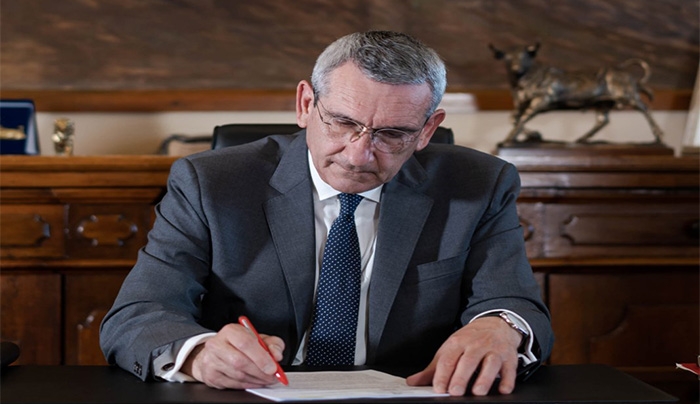 Εξαίρεση της Περιφέρειας Νοτίου Αιγαίου από την μείωση των περιφερειακών συμβούλων, ζητά ο Περιφερειάρχης από τον Υπουργό Εσωτερικών