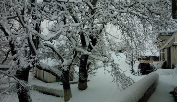 Στα λευκά ντύθηκε η Κρήτη - Αποκλεισμένα χωριά