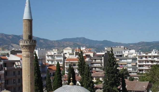 Συναγερμός στην Ξάνθη: Βρήκαν όπλα και σφαίρες μέσα σε τζαμί