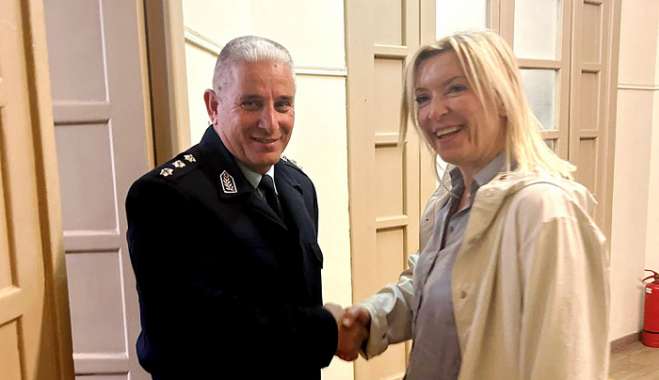 Την Αστυνομία, την Πυροσβεστική και άλλες Δημόσιες Υπηρεσίες της Ρόδου επισκέφθηκε η Ελευθερία Φτακλάκη