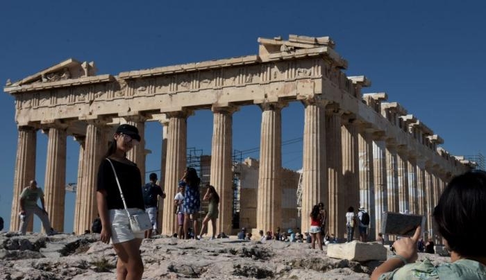 Suddeutsche Zeitung: «Η Ελλάδα βιώνει ένα «μπουμ» τουριστών»