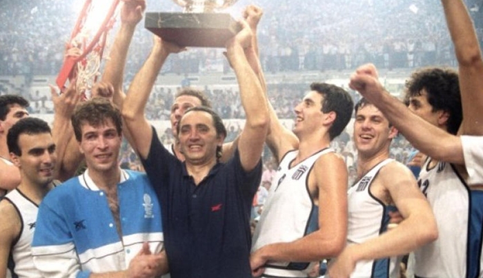 Πέθανε ο Κώστας Πολίτης που οδήγησε την εθνική στο έπος του 87 στο Eurobasket