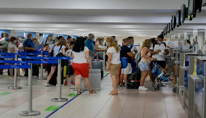 Τουρισμός: Αυξημένες κατά 110,5% οι διεθνείς αφίξεις μέσα στον Σεπτέμβριο