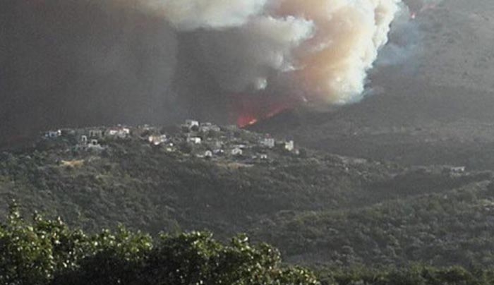 Κόλαση πυρός στη Μάνη! Κινδύνευσαν ζωές, κάηκαν σπίτια! Μάχη με τις φλόγες