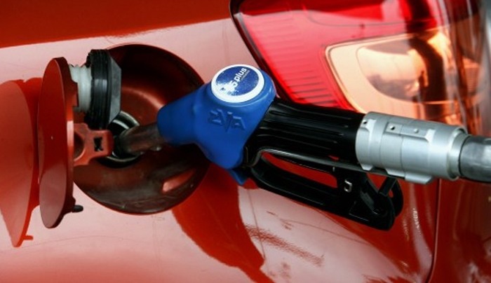 Αυξήσεις στην τιμή της βενζίνης: Πόσο θα πάει;;;;
