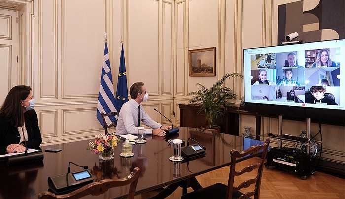 Μητσοτάκης σε διαδικτυακή διδασκαλία -Τι είπε σε μαθητές για το άνοιγμα των σχολείων