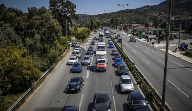 Τέλη κυκλοφορίας με το μήνα: Πριν το Πάσχα η τροπολογία στη Βουλή