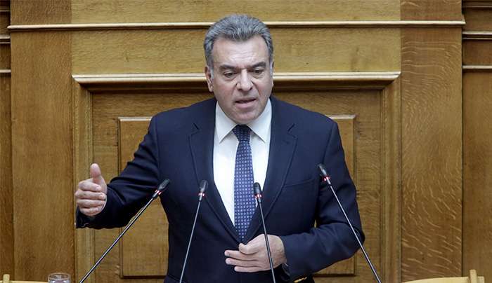 «Πρόταση του Μάνου Κόνσολα για μεταβατική νομοθετική ρύθμιση για να ξεμπλοκάρουν οι άδειες δόμησης σε εκτός σχεδίου οικόπεδα 4 στρεμμάτων»