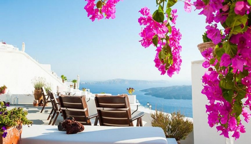 Λίστα με ελληνικά νησιά για το φετινό καλοκαίρι από την Sunday Times