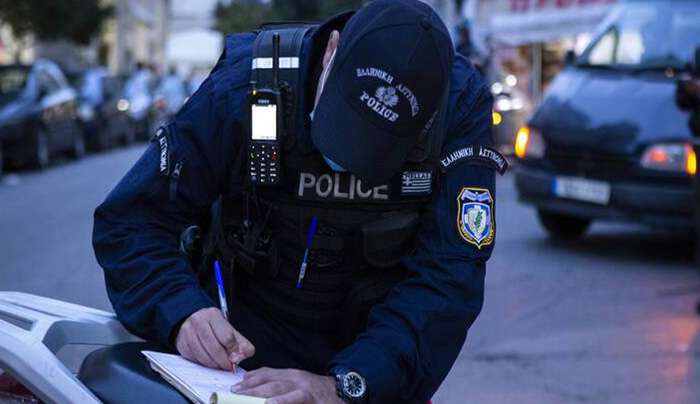 Νέος Κ.Ο.Κ.: Πάνω από -3.000- παραβάσεις βεβαιώθηκαν τις τελευταίες δύο εβδομάδες της εκστρατείας «Μηδενική ανοχή στη μη χρήση κράνους»