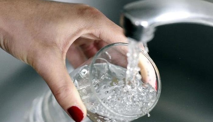 Πίνουμε νερό με περιττώματα! Έκθεση-ΣΟΚ από τον Παγκόσμιο Οργανισμό Υγείας