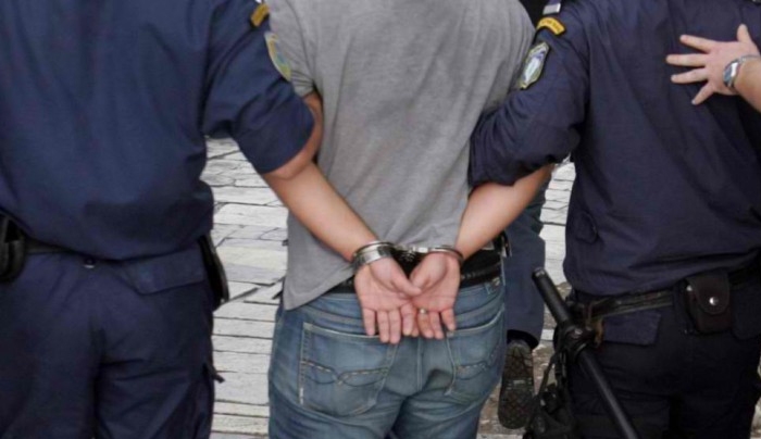 Συνελήφθη 43χρονος ημεδαπός για παράνομη μεταφορά επιβατών στην Κω
