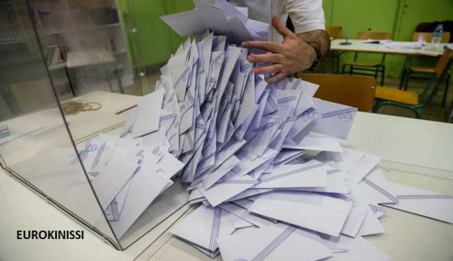 Η πρώτη δημοσκόπηση μετά τις παρακολουθήσεις: Εκλεισε κι άλλο η «ψαλίδα» ΝΔ-ΣΥΡΙΖΑ
