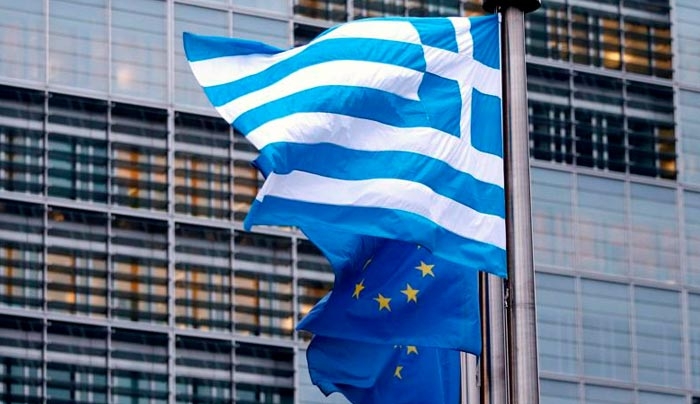 Αύξηση μισθών στην Ελλάδα αναμένει η Κομισιόν