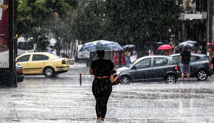 Καιρός αύριο: Βροχές και καταιγίδες σε όλη τη χώρα – Στους 34 βαθμούς η θερμοκρασία