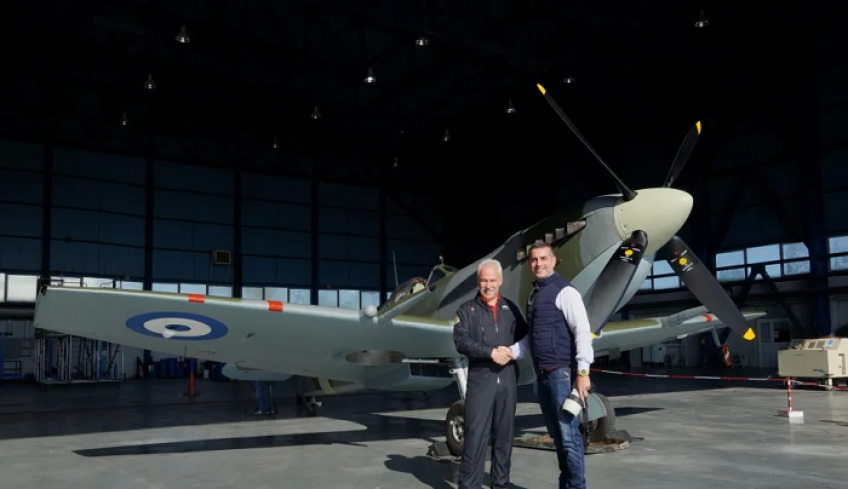 Το θρυλικό Spitfire του Β&#039; ΠΠ στον ουρανό της Θεσσαλονίκης – Ενθουσιασμένος δηλώνει ο Βρετανός πιλότος του