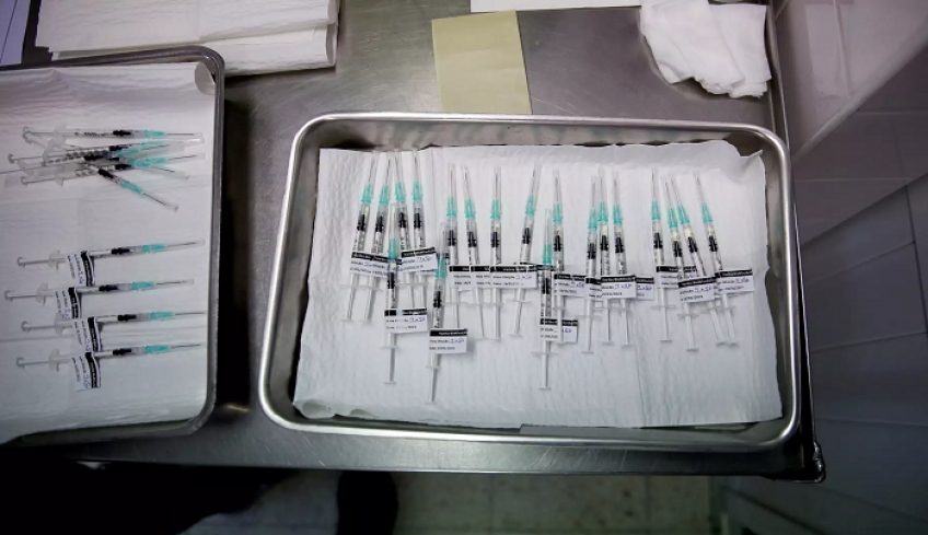 Κορονοϊός: Δεν χρειάζεται να κάνουν όλοι τρίτη δόση εμβολίου λένε EMA και ECDC