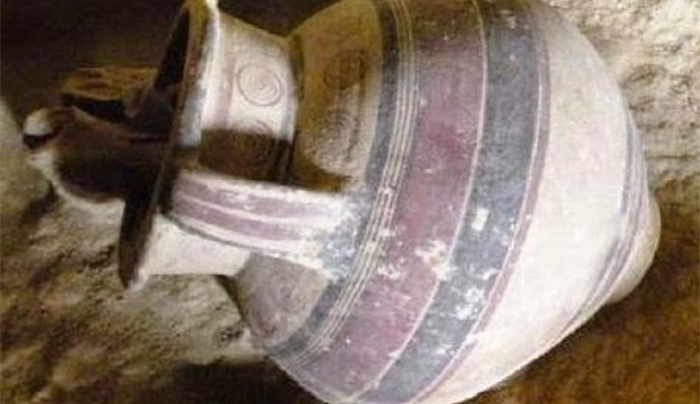 ΝΕΑ ΑΜΦΙΠΟΛΗ: Βρέθηκε ασύλητος τάφος στη Λάρνακα (;)