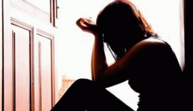Κατηγορούνται για σωματεμπορία δύο άνδρες και τρεις γυναίκες