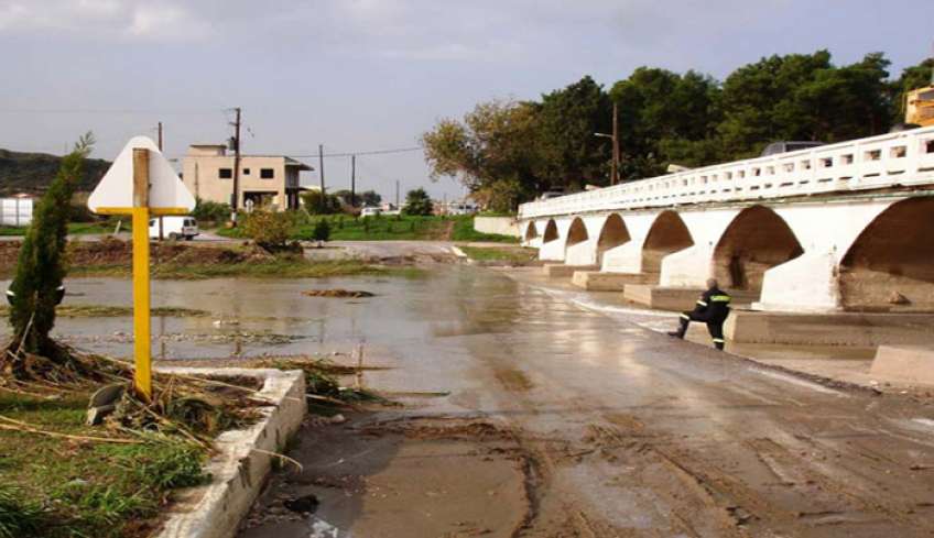 Aθώοι Μαχαιρίδης, Κουσουρνάς και Χατζηδιάκος για την φονική πλημμύρα του 2013