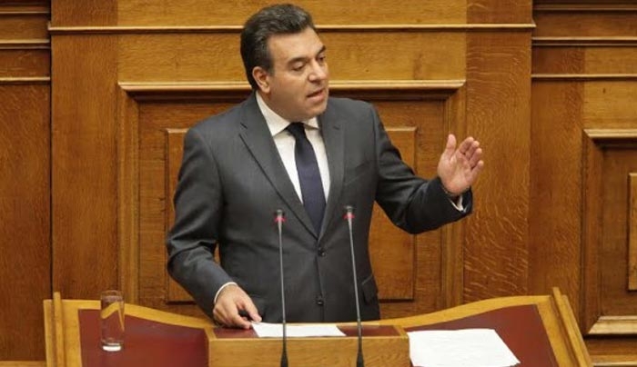 «Ο Μάνος Κόνσολας ζητά την έκτακτη οικονομική ενίσχυση του Δήμου Κάσου από το Υπουργείο Εσωτερικών, για να αποκατασταθούν οι ζημιές στο νησί»