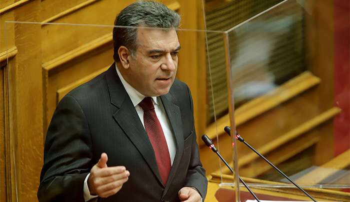 «Πρωτοβουλία του Μάνου Κόνσολα για τη χρηματοδότηση των έργων ενίσχυσης της στατικής επάρκειας του κτιρίου που στεγάζει το Γυμνάσιο και τις Λυκειακές Τάξεις Κάσου»