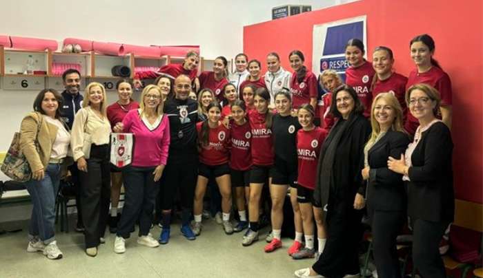 Α.Σ.Τ.Ι.Ρ. IALISOU LADIES F.C. Μαζί Σπάμε Στερεότυπα …Εντός και Εκτός Γηπέδων