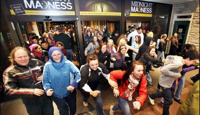 Black Friday: Πότε ξεκινούν οι τεράστιες εκπτώσεις σε όλη την Ελλάδα