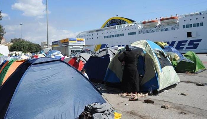 ΜΗΔΕΝΙΚΕΣ μεταναστευτικές ροές προς τον Πειραιά