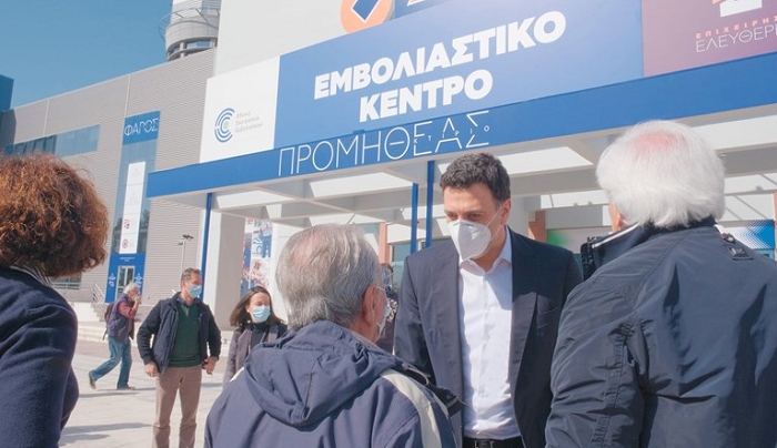 Κικίλιας: Ξεπεράσαμε τους 850.000 εμβολιασμούς - Στη μάχη άλλα 50 εμβολιαστικά κέντρα