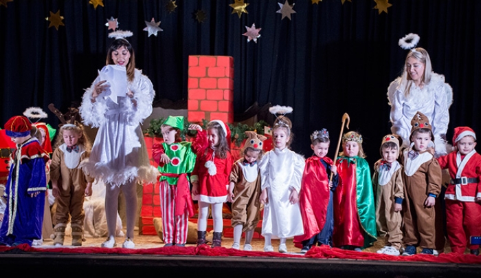 Μαγική ατμόσφαιρα στην Χριστουγεννιάτικη γιορτή του παιδικού σταθμού ΣΤΟΡΓΗ! (ΦΩΤΟ &amp; ΒΙΝΤΕΟ)
