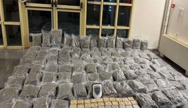 Εντοπισμός και κατάσχεση ναρκωτικών ουσιών αξίας 900.000 € και σύλληψη 2 ατόμων στην Πάτρα και την Αθήνα