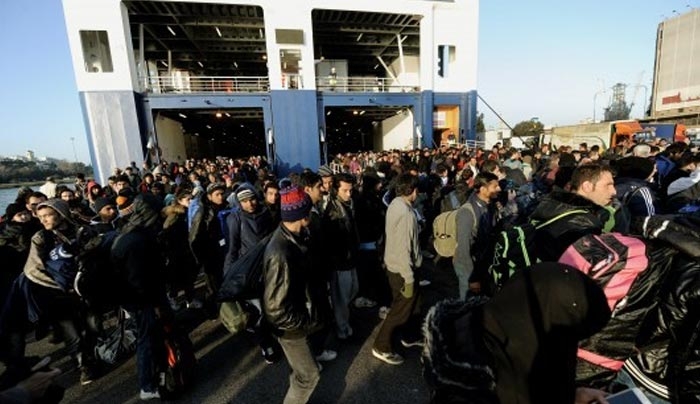 Πλοίο με 437 πρόσφυγες στον Πειραιά- 52 από ΚΩ